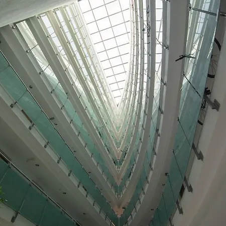 Center Haz Apartment *